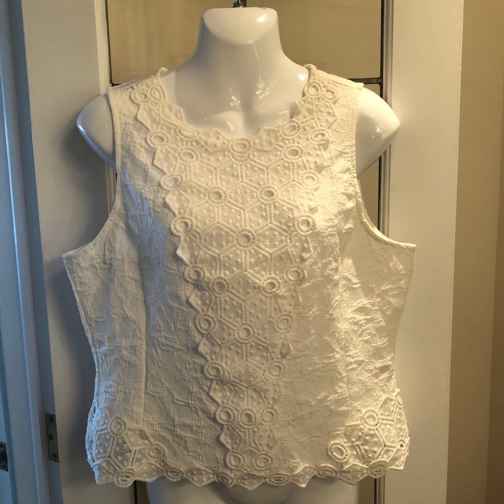 Women's Lace-Front Sleeveless Top - White